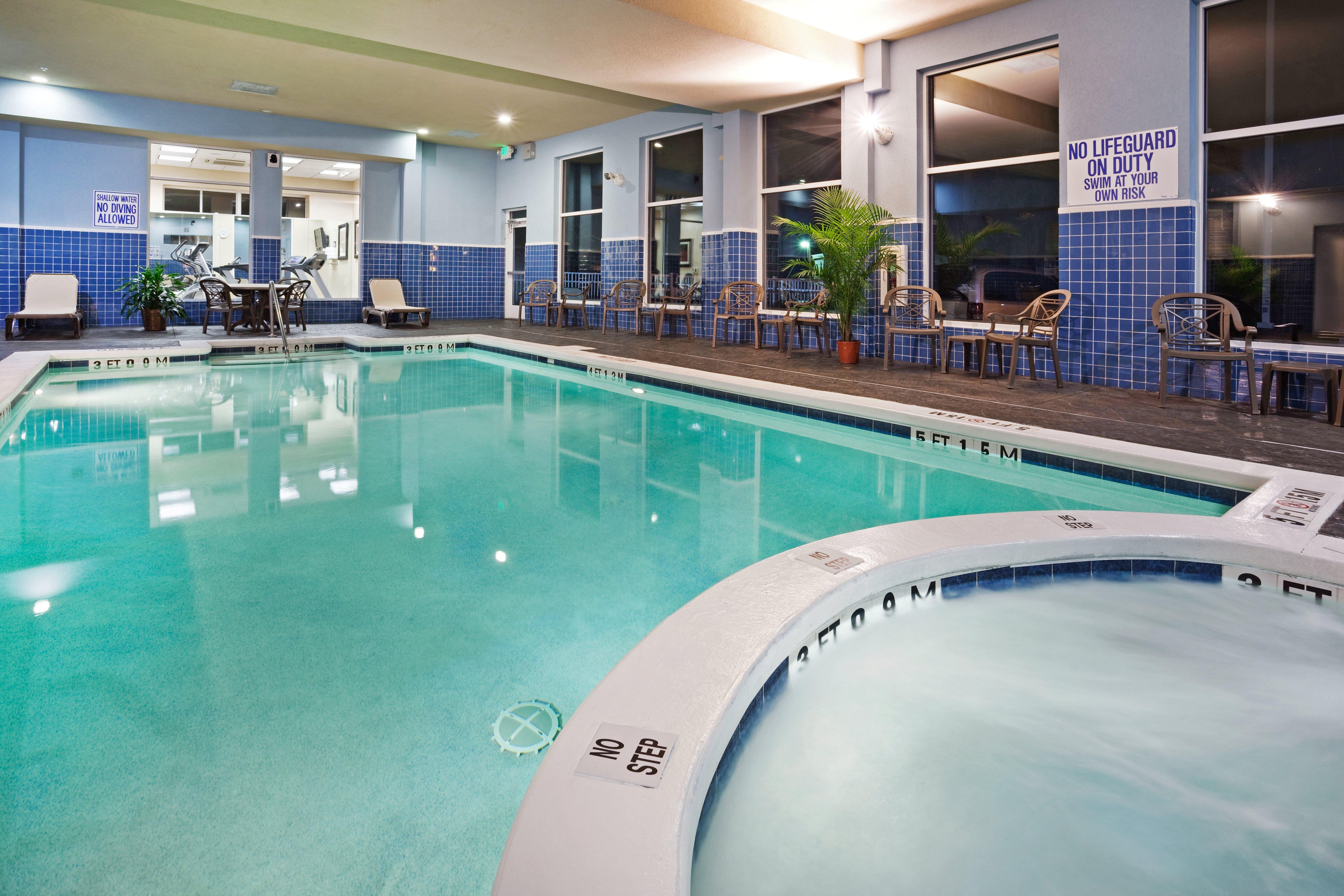 Holiday Inn Hotel & Suites Beaufort At Highway 21 By Ihg Екстер'єр фото
