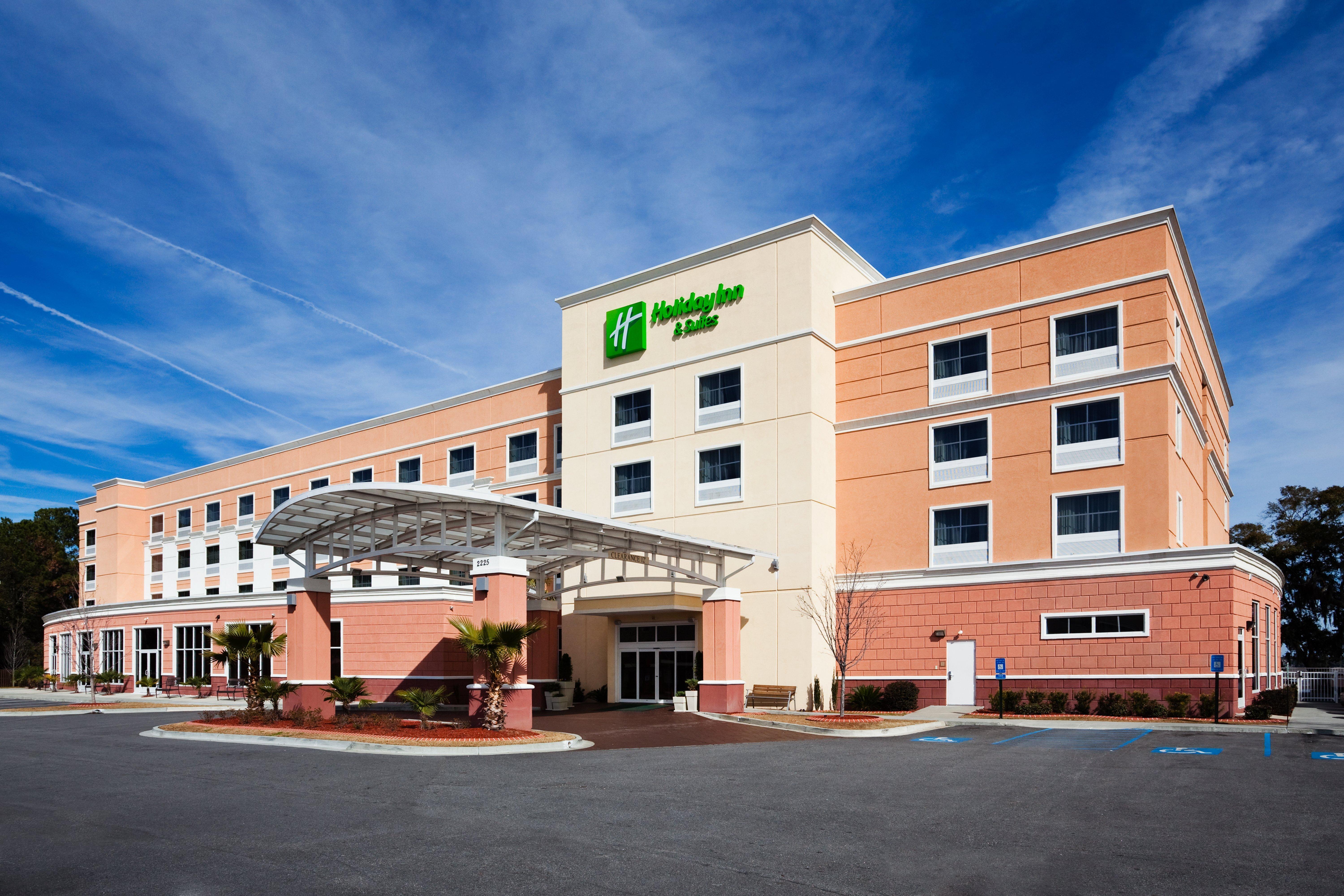 Holiday Inn Hotel & Suites Beaufort At Highway 21, An Ihg Hotel Екстер'єр фото