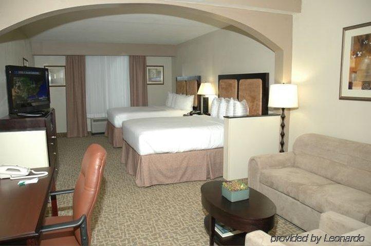 Holiday Inn Hotel & Suites Beaufort At Highway 21 By Ihg Номер фото